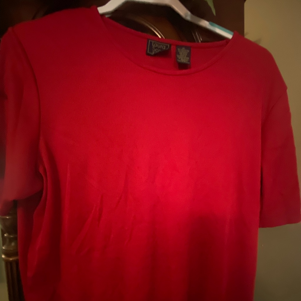 Red Rib Shell